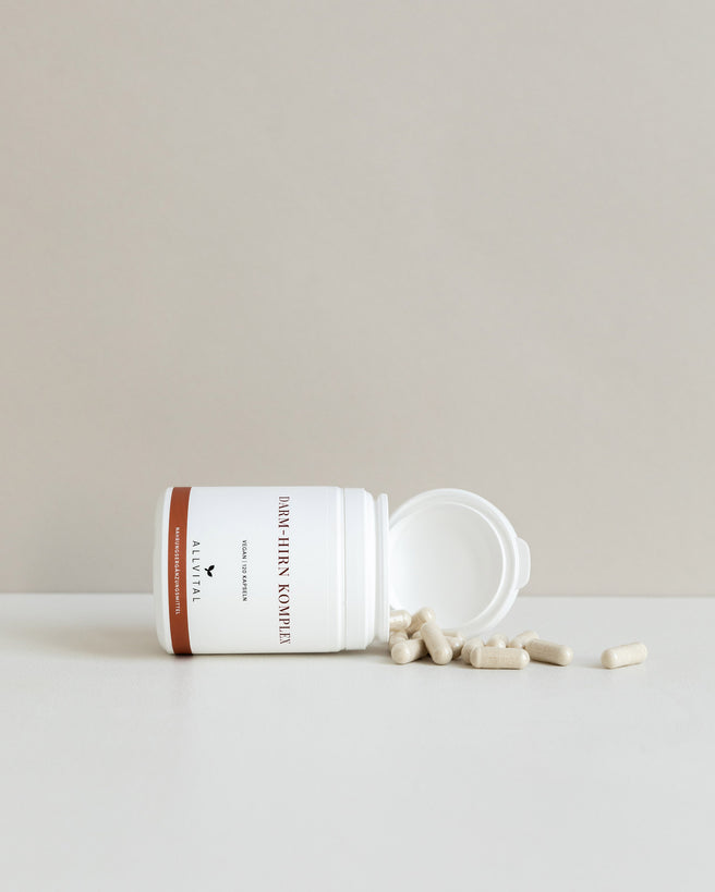Allvital Darm-Hirn Komplex enthält L-Glutamin, Cholin und sekundäre Pflanzenstoffe aus der Katzenkralle und Lapacho. Für eine gesunde Darm- und Gehirnfunktion.