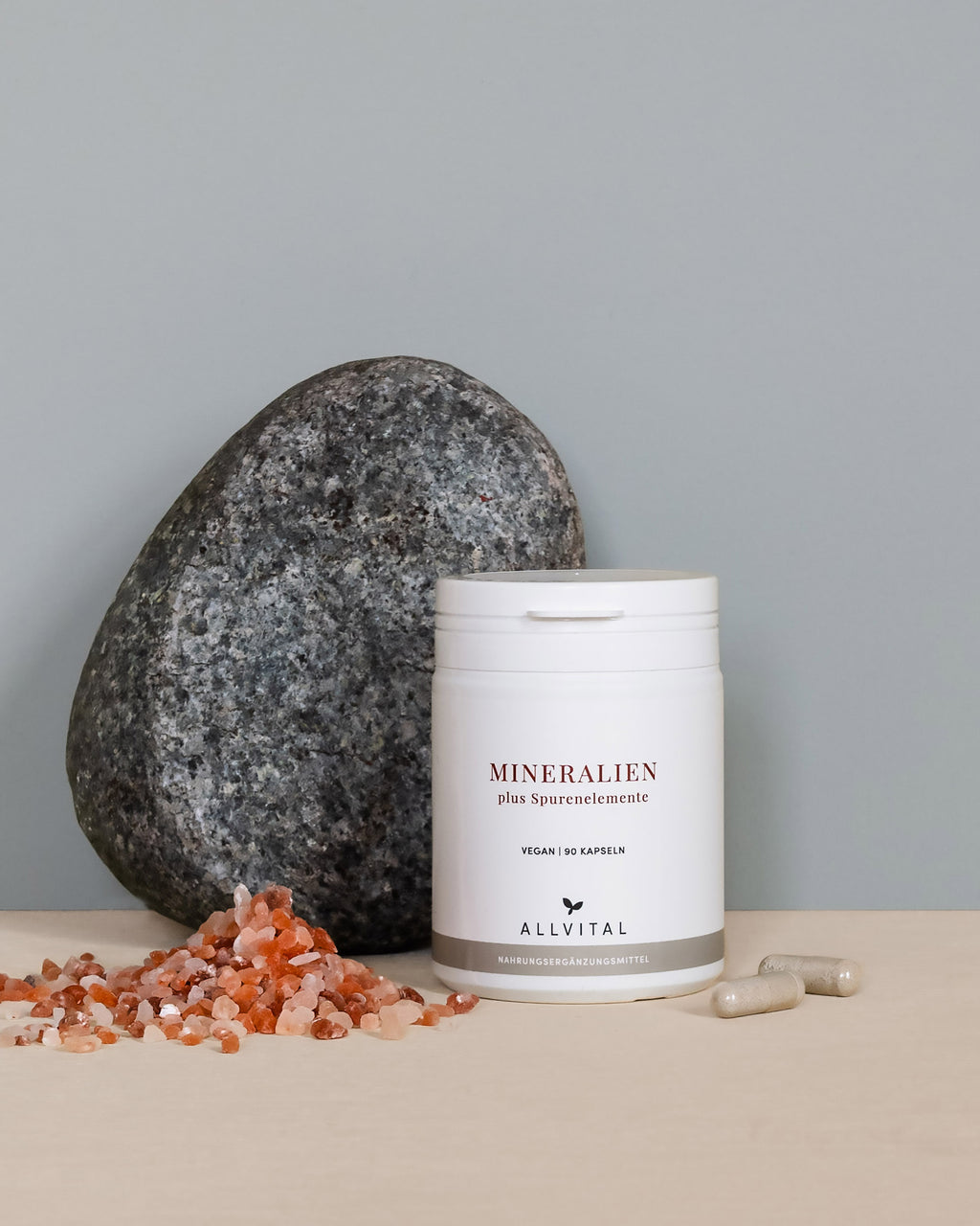 Allvital Mineralien und Spurenelemente enthält Calcium und Magnesium, Chlorid, Kalium, Natrium, Bor und Jod. Für gesunde Muskeln und Knochen.