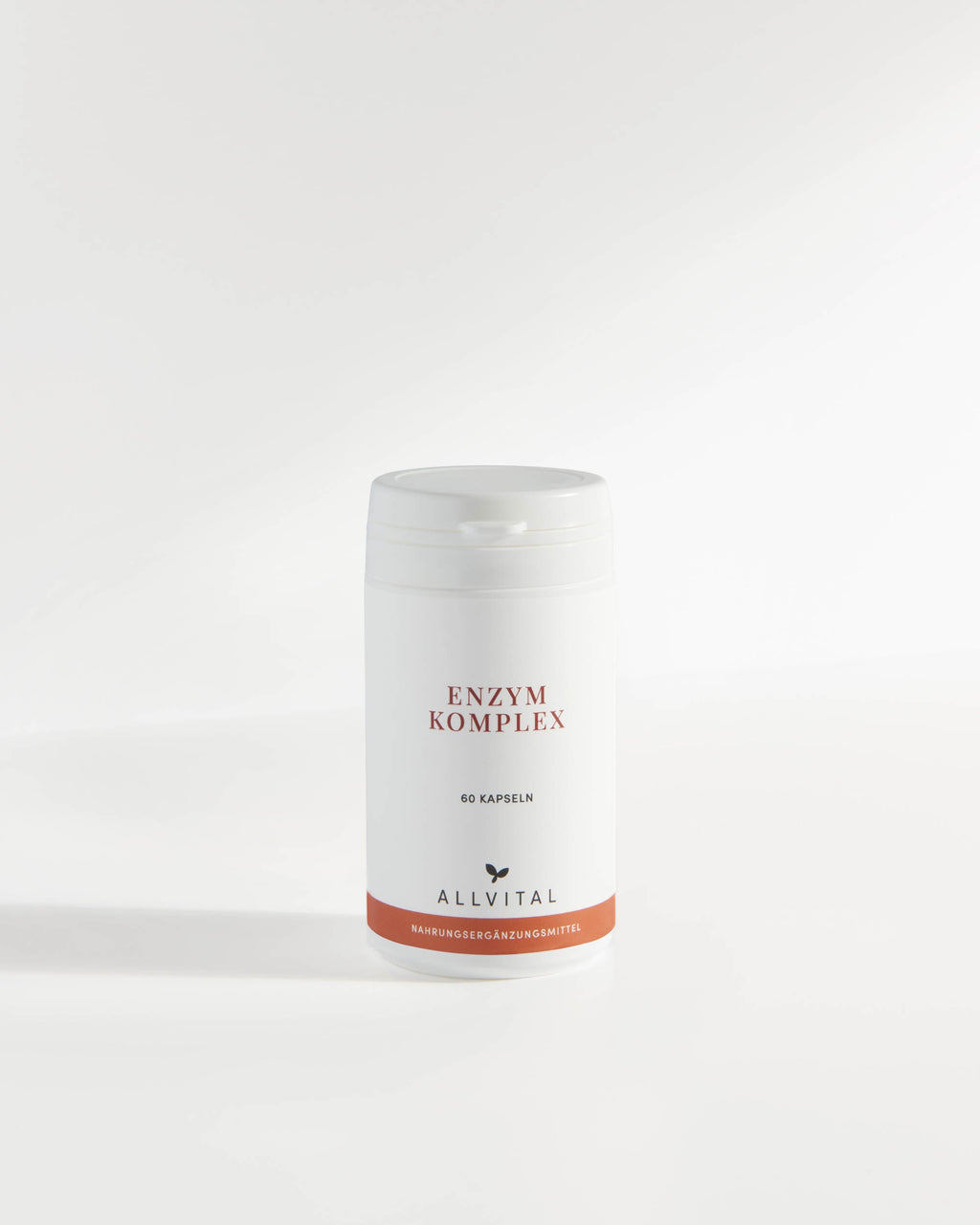 Allvital Enzym Komplex enthält die Verdauungsenzyme Amylase, Protease, Lactase, Lipase und Cellulase sowie sekundäre Pflanzenstoffe und Bitterstoffe.
